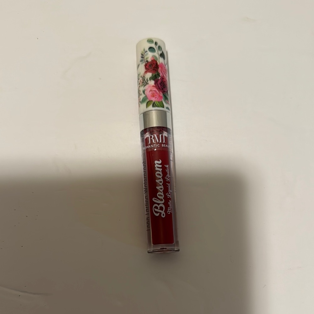 Romantic Beauty Liquid Matte Lipstick~Earth Red 02